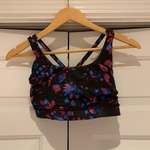 Lululemon sports bra